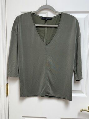 WHBM Light Olive Green V-Neck Relaxed Long Sleeve Top